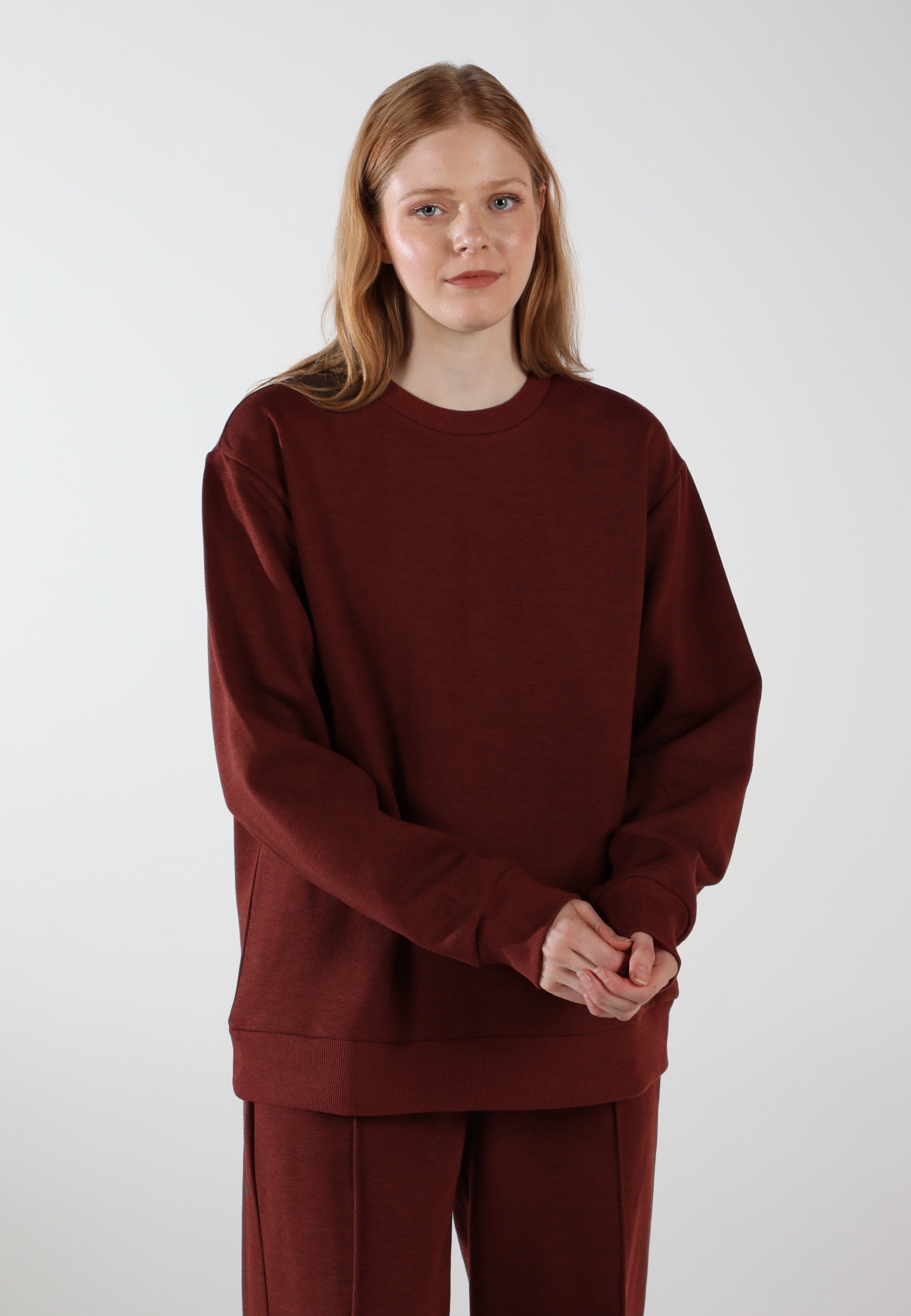 Oversize crewneck sweatshirt best sale