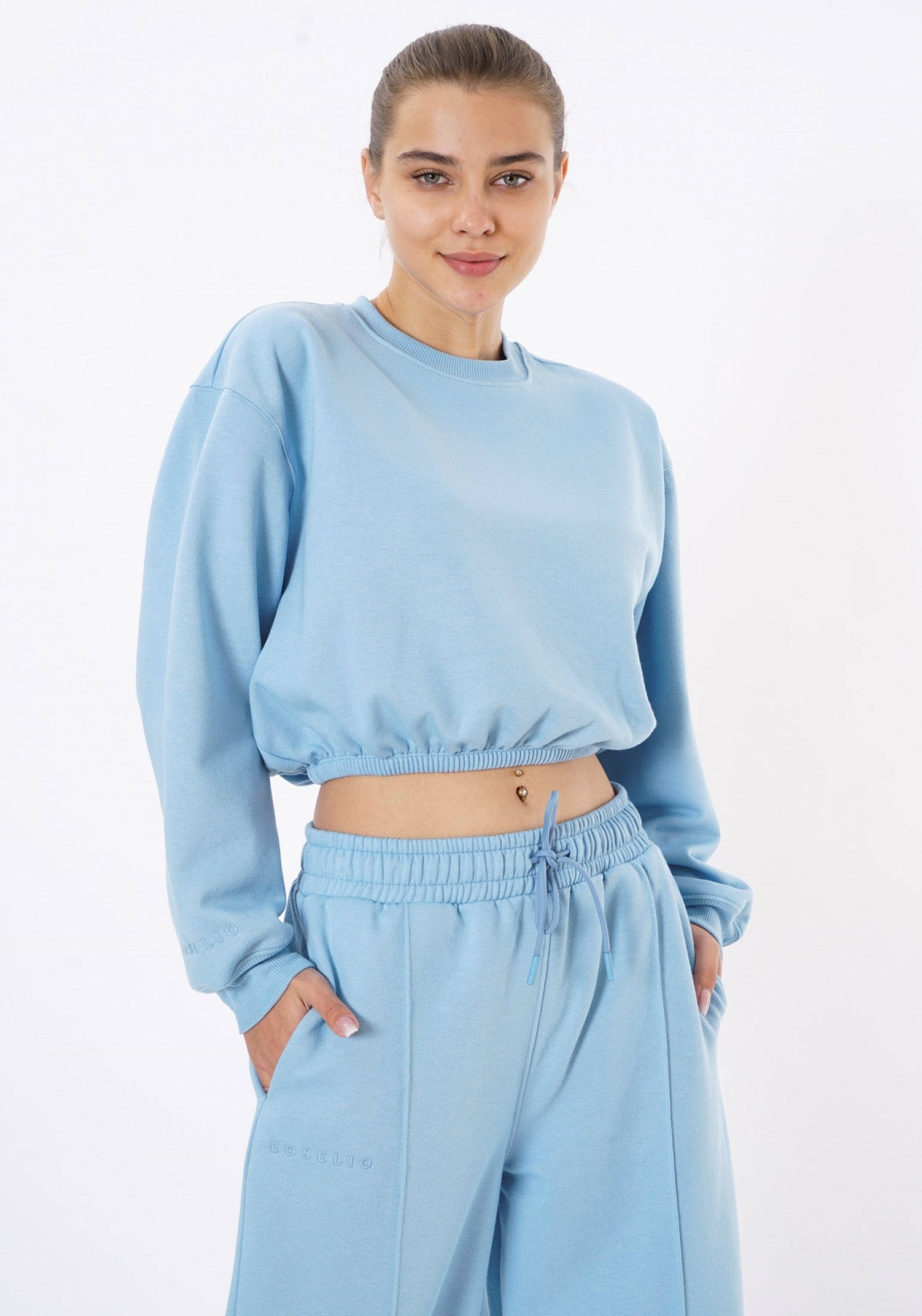 Cropped Crewneck Sweatshirt / Ice Blue